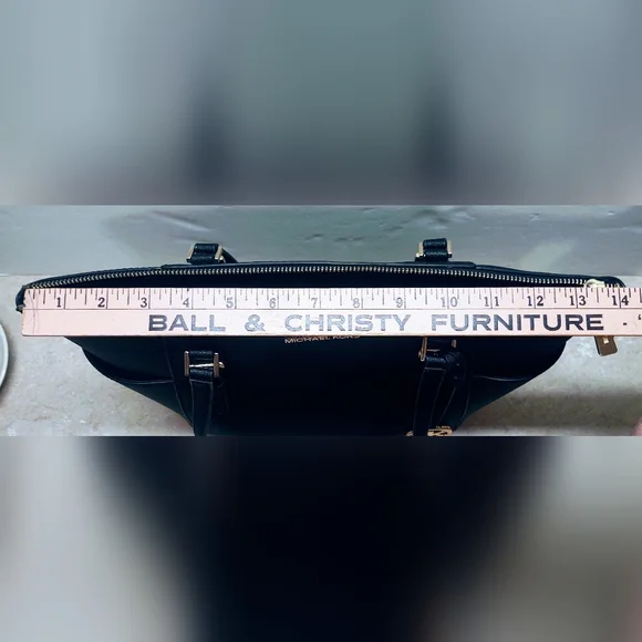 Michael Kors Charlotte M/L Leather Top Zip Tote - Picture 13 of 13